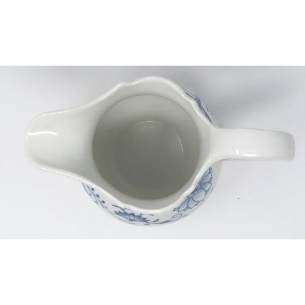 Meissen‎ Blue Onion Porcelain Pitcher Scalloped Rim Crossed Swords German